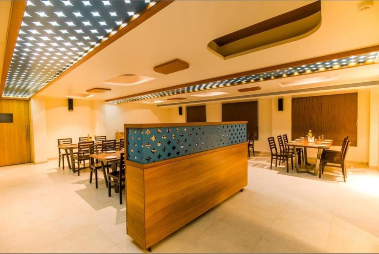Elite Boutique Hotel Satara Luaran gambar